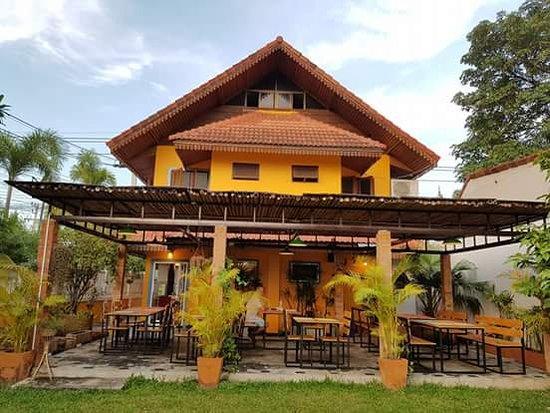 Little Italy Pizza Garden